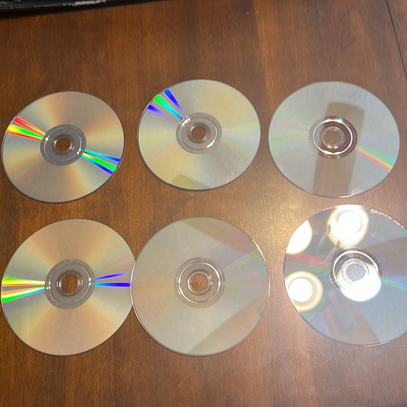 DVD: Desperate House Wife’s.
The complete third season - Picture 8 of 10